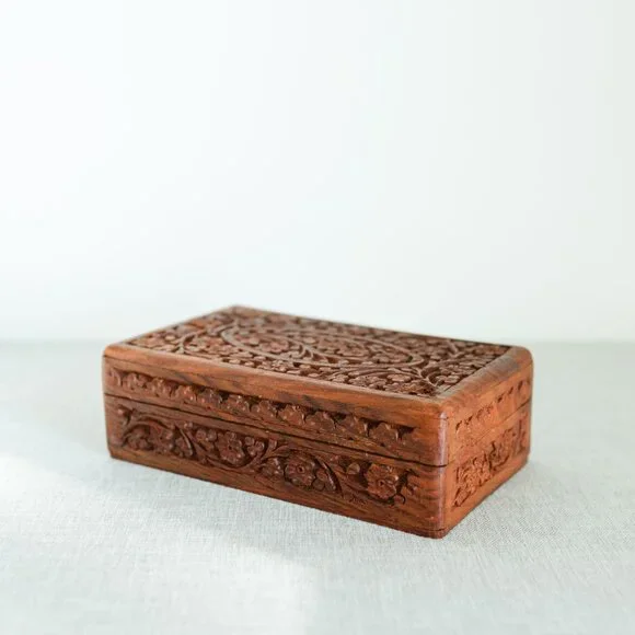 Vintage Hand Carved Wooden Jewelry Trinket Memorial Box Himalayan Jungle Wood - Picture 6 of 16